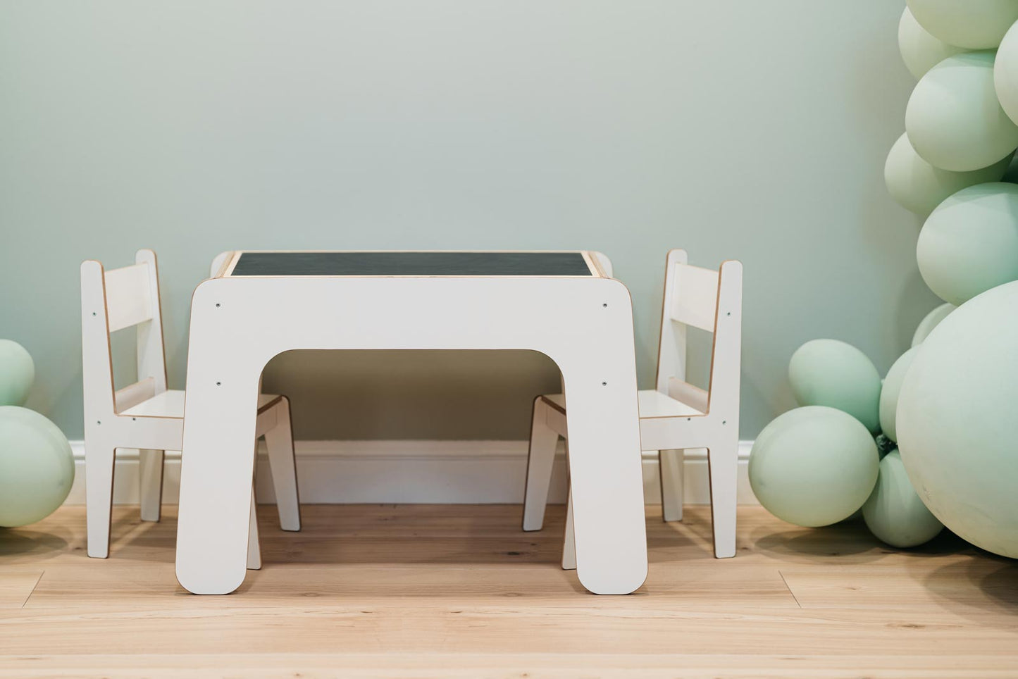 Wild Kids Tisch- und Stuhlset – Weiß