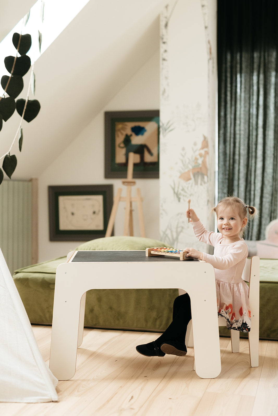 Wild Kids Tisch- und Stuhlset – Weiß